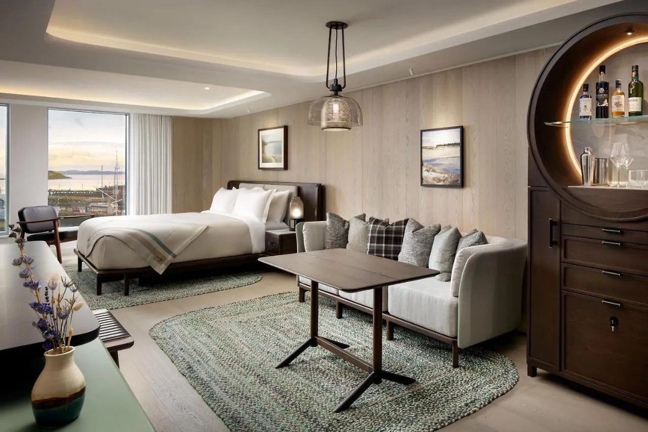 Muir, A Luxury Collection Hotel, هاليفاكس