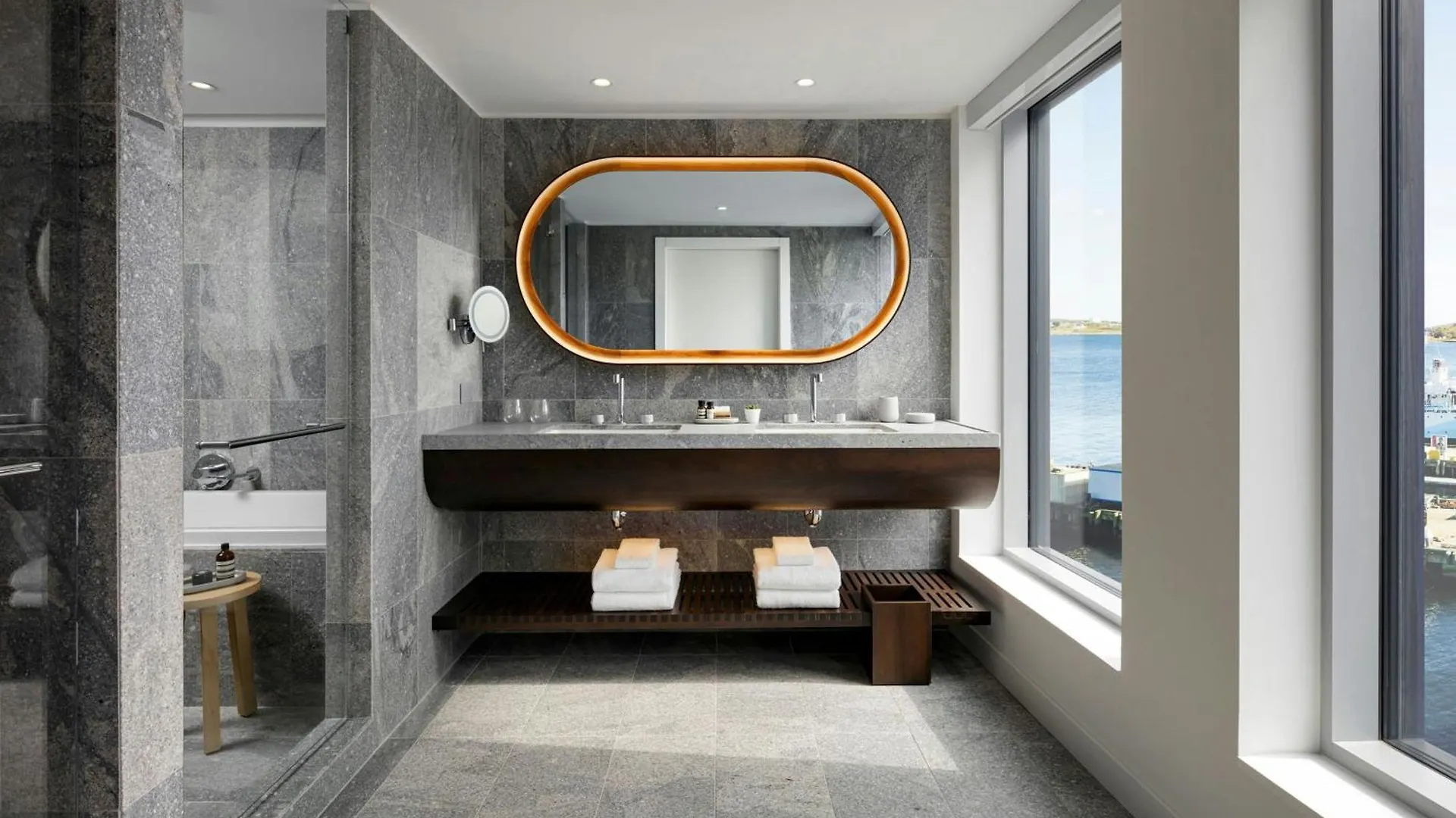 Muir, A Luxury Collection Hotel, هاليفاكس 5*,