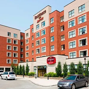 *** Hotel By Marriott Airport Kanada