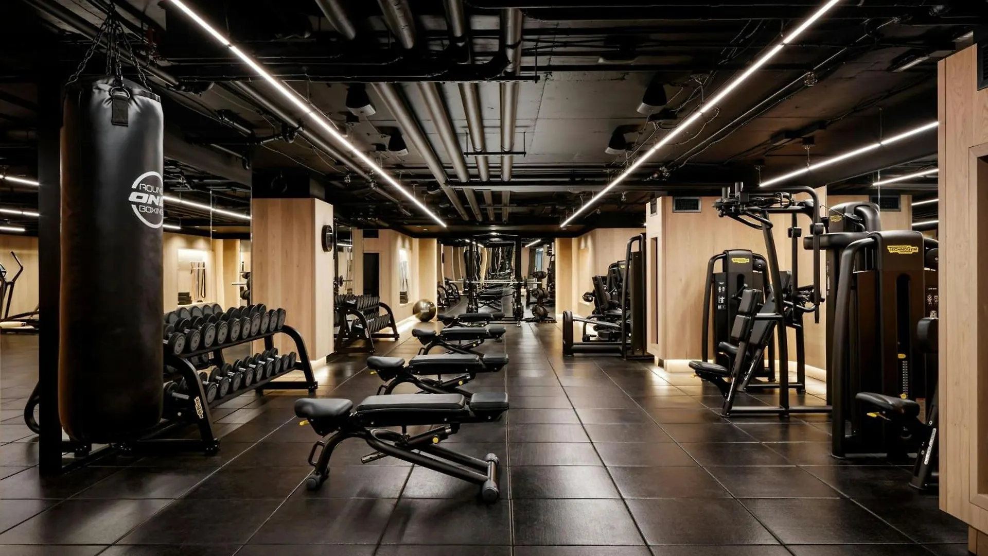 Muir, A Luxury Collection Hotel, Halifax 5*,